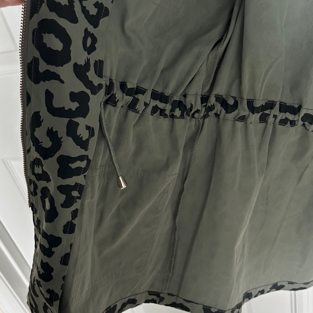 Leopard Print Jacket - Picture 3 of 4